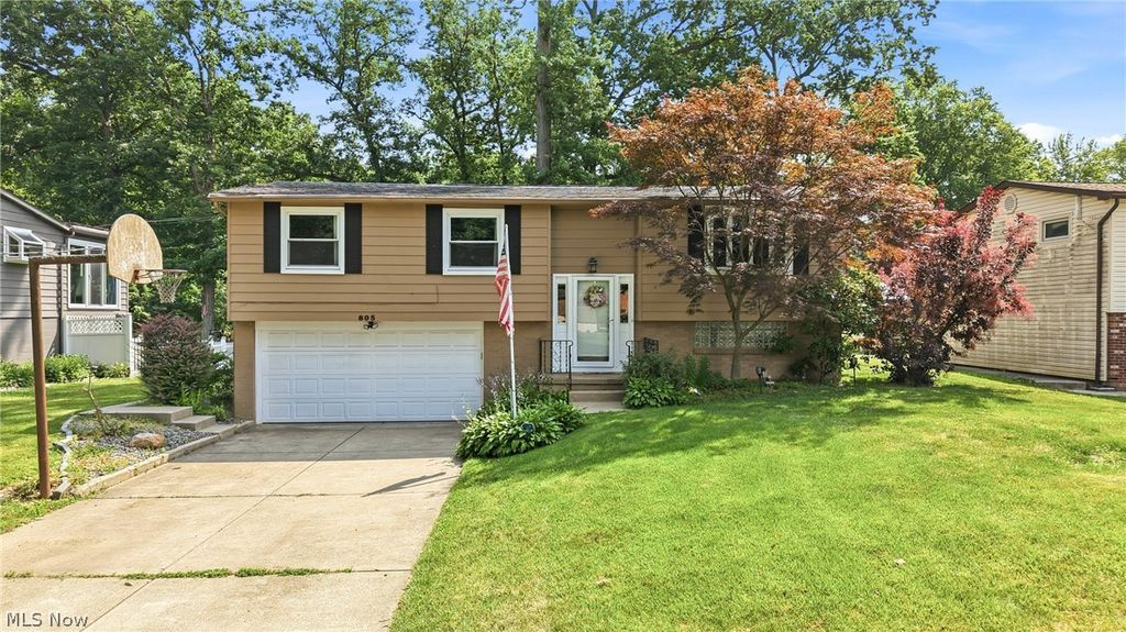805 Trumbull Drive, Niles, OH 44446