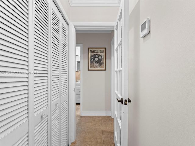 951 SW 124th Ct, Miami, FL 33184