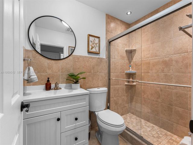 951 SW 124th Ct, Miami, FL 33184