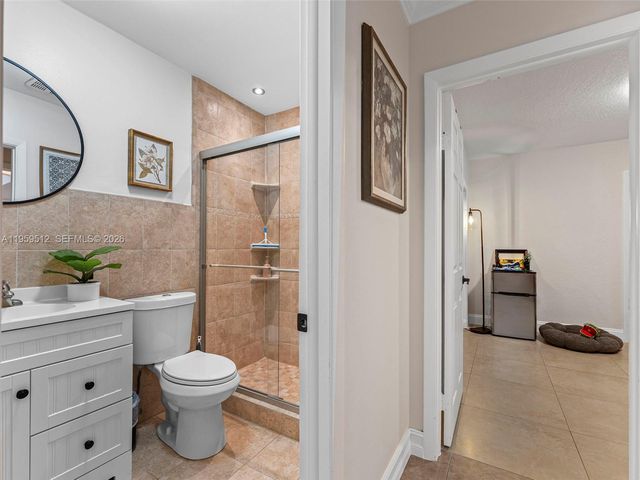 951 SW 124th Ct, Miami, FL 33184