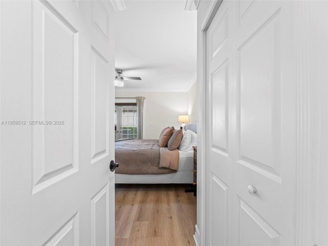 951 SW 124th Ct, Miami, FL 33184