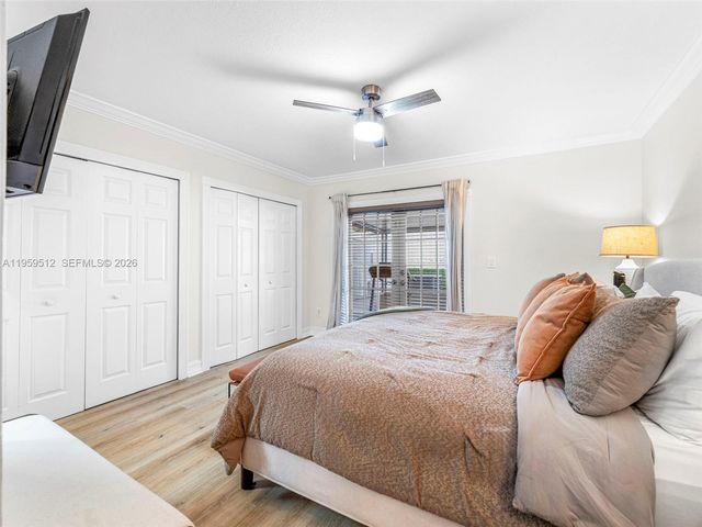 951 SW 124th Ct, Miami, FL 33184