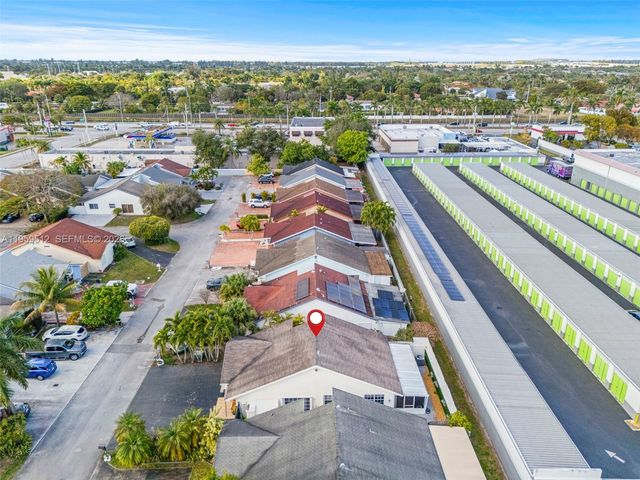 951 SW 124th Ct, Miami, FL 33184