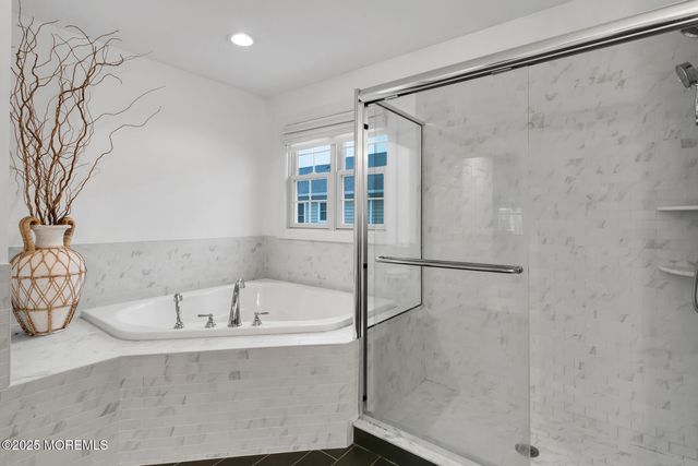 29 Carriage Gate Drive, Little Silver, NJ 07739