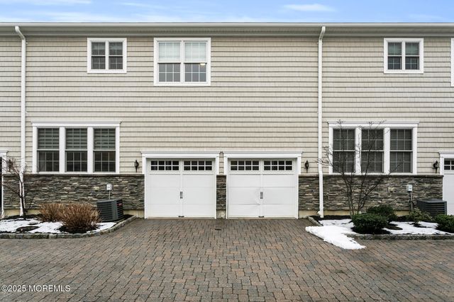 29 Carriage Gate Drive, Little Silver, NJ 07739