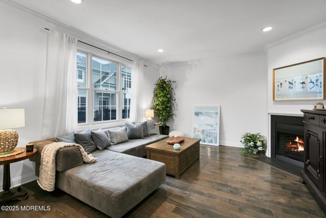 29 Carriage Gate Drive, Little Silver, NJ 07739