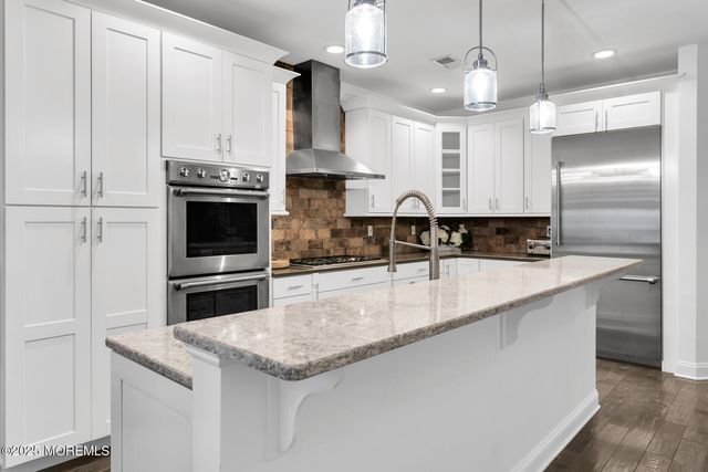 29 Carriage Gate Drive, Little Silver, NJ 07739