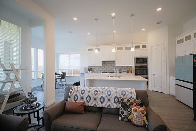 606 Artesian Drive, Argyle, TX 76226