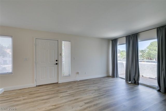 3065 Casey Drive 204, Las Vegas, NV 89120
