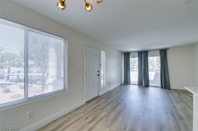 3065 Casey Drive 204, Las Vegas, NV 89120