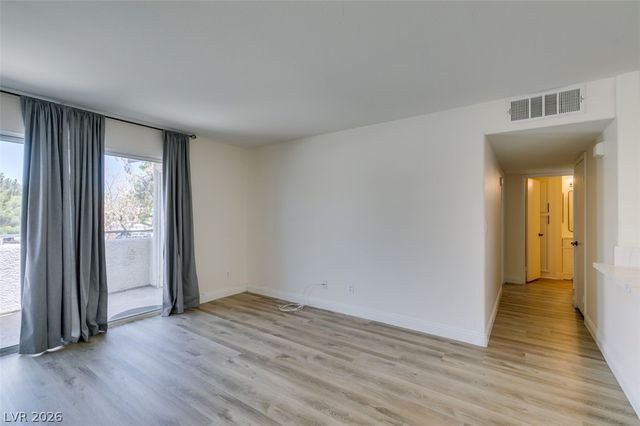 3065 Casey Drive 204, Las Vegas, NV 89120
