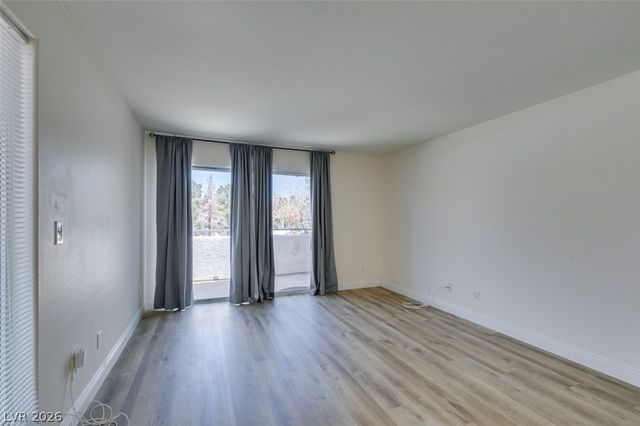 3065 Casey Drive 204, Las Vegas, NV 89120