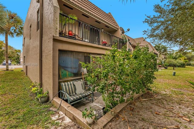 9050 NW 28th St 131, Coral Springs, FL 33065