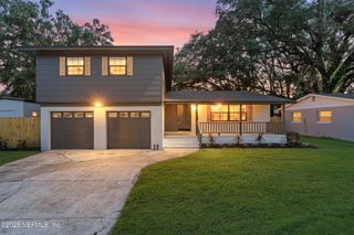 8263 CARAVELLE Drive, Jacksonville, FL 32244