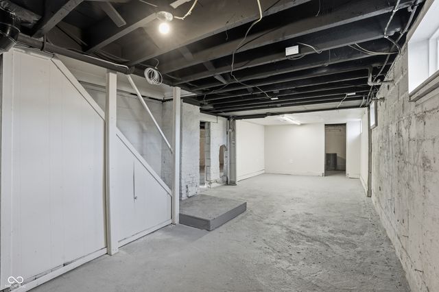 3103 S Lockburn Street, Indianapolis, IN 46221