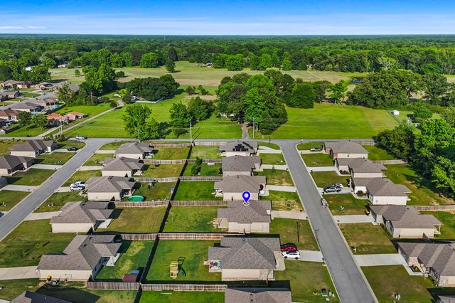 16 Patti Cove, Ward, AR 72176