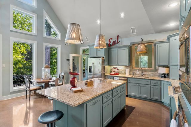 4209 Libby RD, Heber Springs, AR 72543