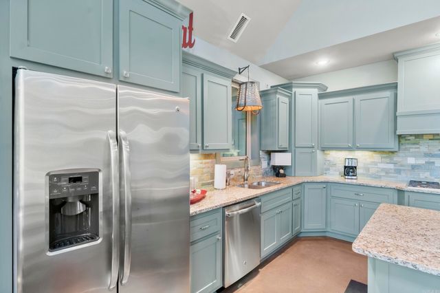 4209 Libby RD, Heber Springs, AR 72543