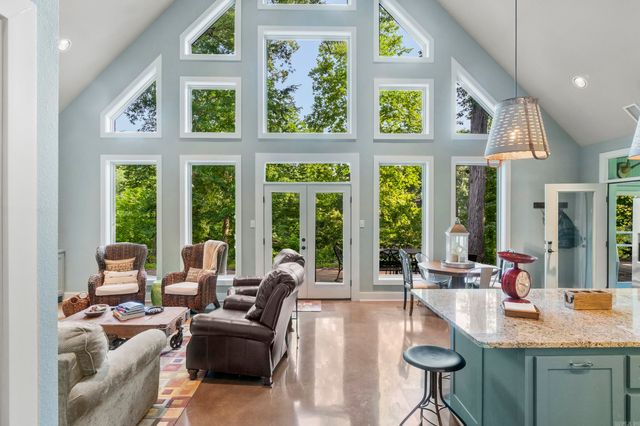 4209 Libby RD, Heber Springs, AR 72543