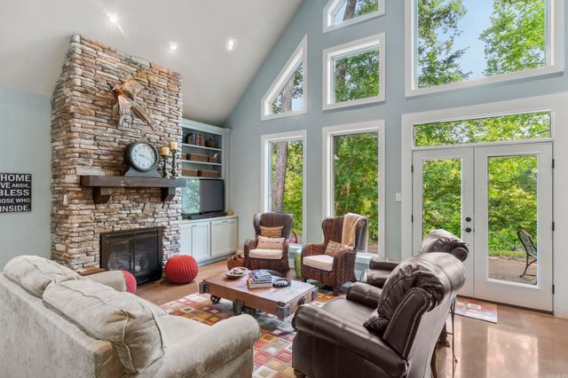 4209 Libby RD, Heber Springs, AR 72543