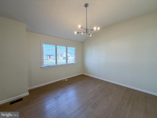 50 E MAPLE AVE, Bellmawr, NJ 08031