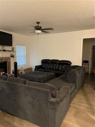 1313 Calgary Lake Drive, Winder, GA 30680