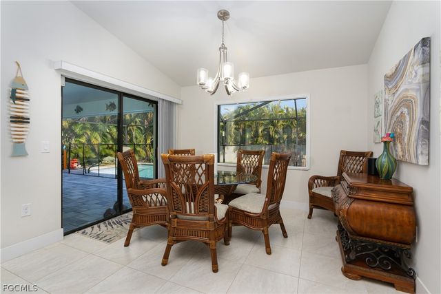 2533 SW 38th TER, Cape Coral, FL 33914