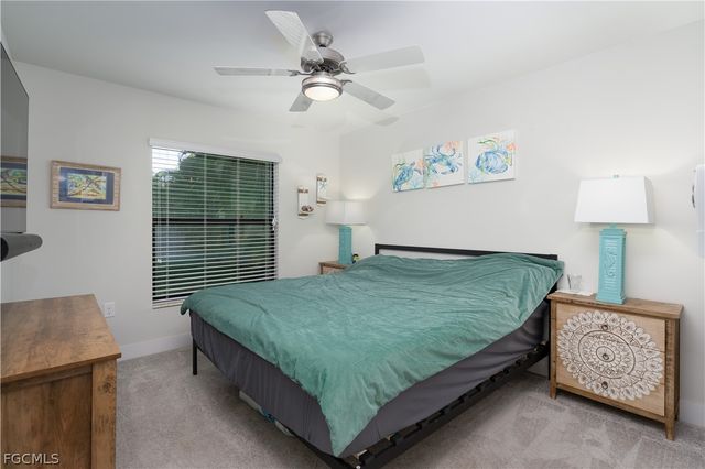 2533 SW 38th TER, Cape Coral, FL 33914