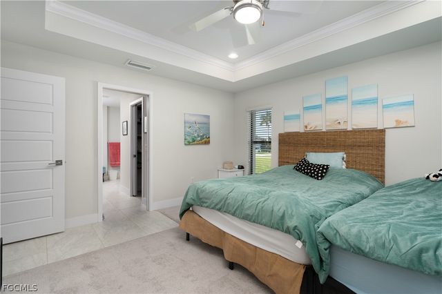 2533 SW 38th TER, Cape Coral, FL 33914