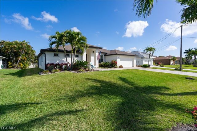 2533 SW 38th TER, Cape Coral, FL 33914