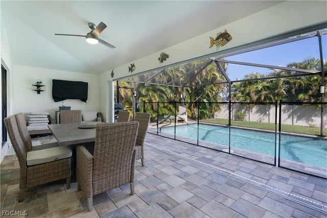 2533 SW 38th TER, Cape Coral, FL 33914