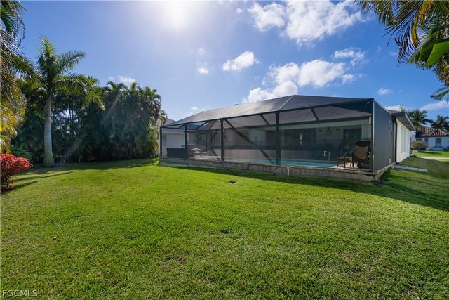 2533 SW 38th TER, Cape Coral, FL 33914