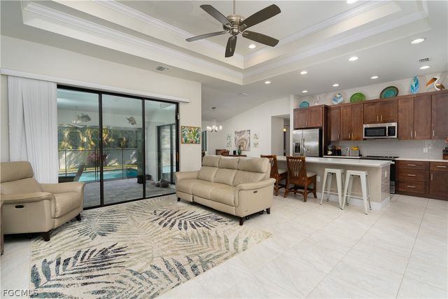 2533 SW 38th TER, Cape Coral, FL 33914