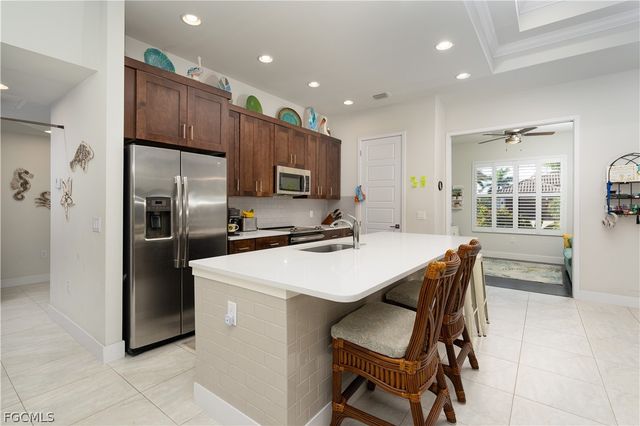 2533 SW 38th TER, Cape Coral, FL 33914