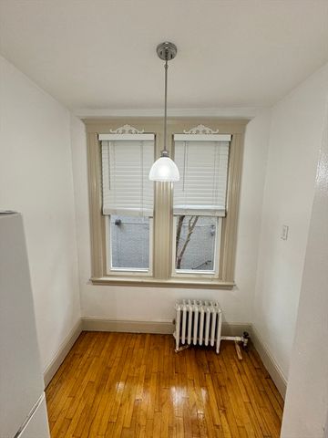24 Sidlaw Road 8, Boston, MA 02135