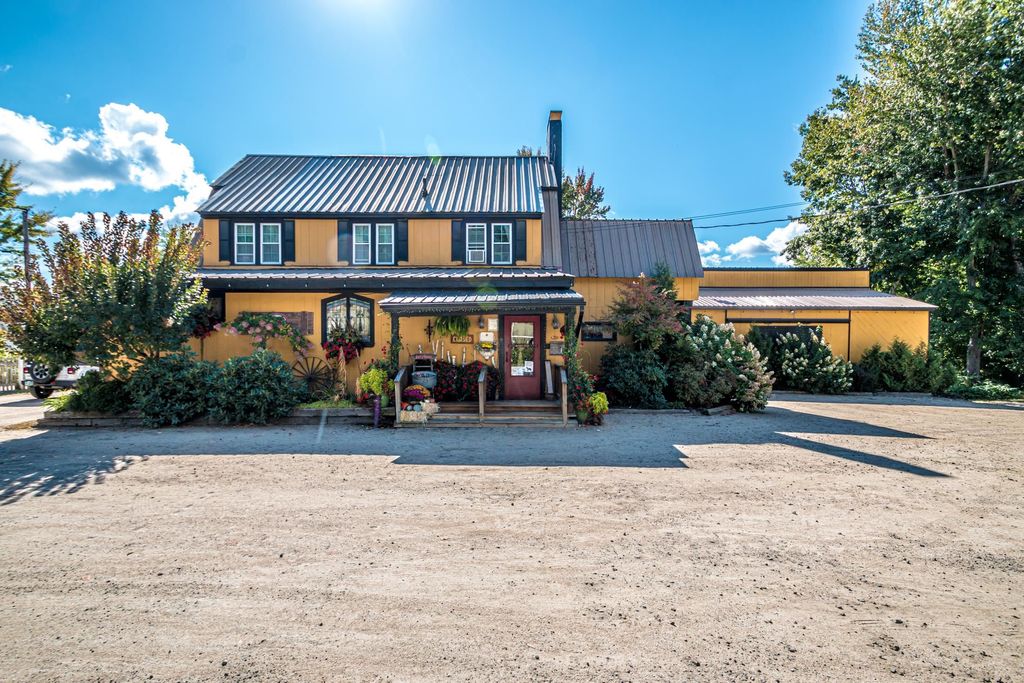 3002 White Mountain Highway, Conway, NH 03860