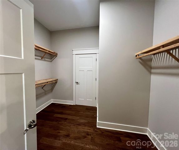 105 Chimney Chase Trail, Hendersonville, NC 28739