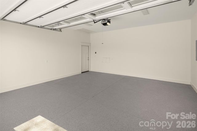 105 Chimney Chase Trail, Hendersonville, NC 28739