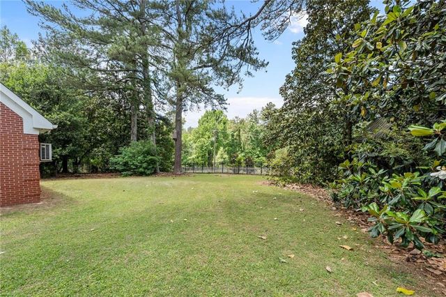 105 Ole Hickory Trail, Carrollton, GA 30117