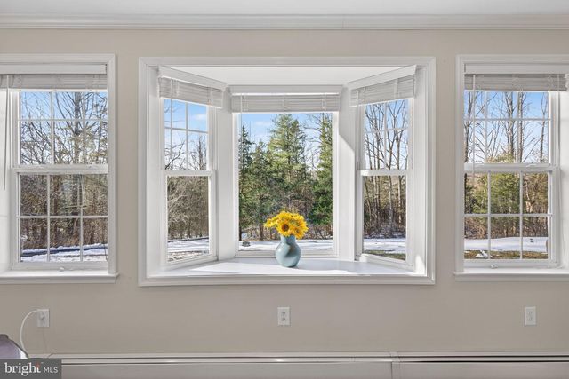 2355 DEEP CREEK RD, Perkiomenville, PA 18074