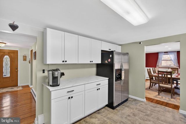 2355 DEEP CREEK RD, Perkiomenville, PA 18074