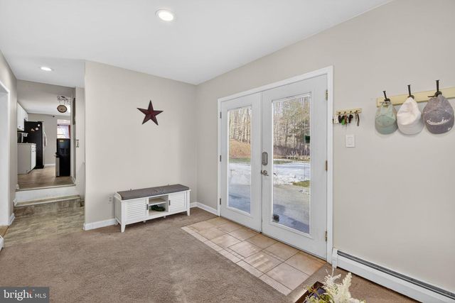 2355 DEEP CREEK RD, Perkiomenville, PA 18074