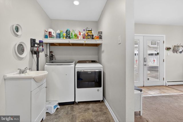 2355 DEEP CREEK RD, Perkiomenville, PA 18074