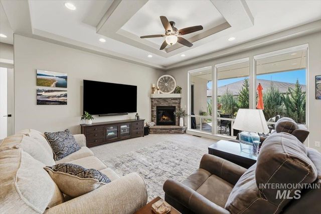 4515 W Cedar Grove Dr, Meridian, ID 83646