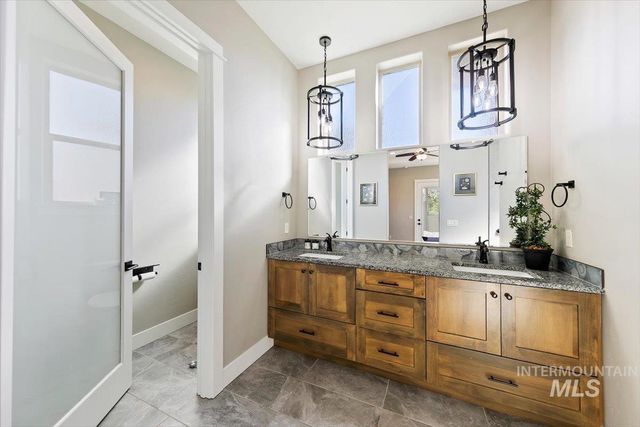 4515 W Cedar Grove Dr, Meridian, ID 83646