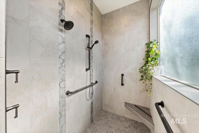 4515 W Cedar Grove Dr, Meridian, ID 83646