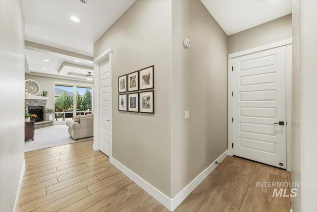 4515 W Cedar Grove Dr, Meridian, ID 83646