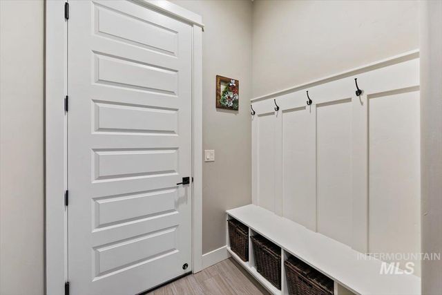 4515 W Cedar Grove Dr, Meridian, ID 83646