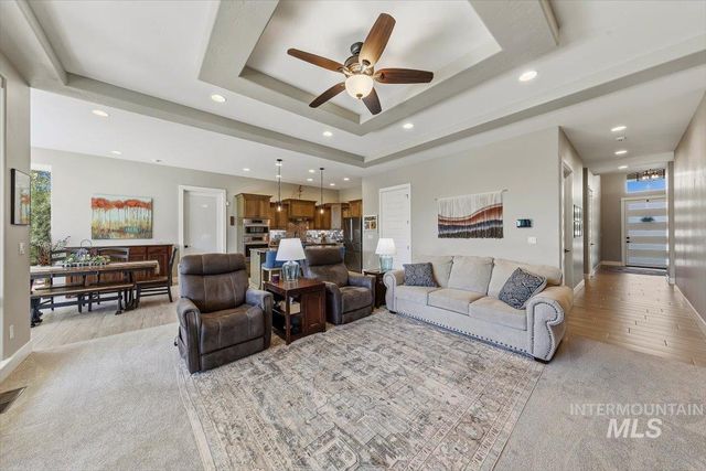4515 W Cedar Grove Dr, Meridian, ID 83646