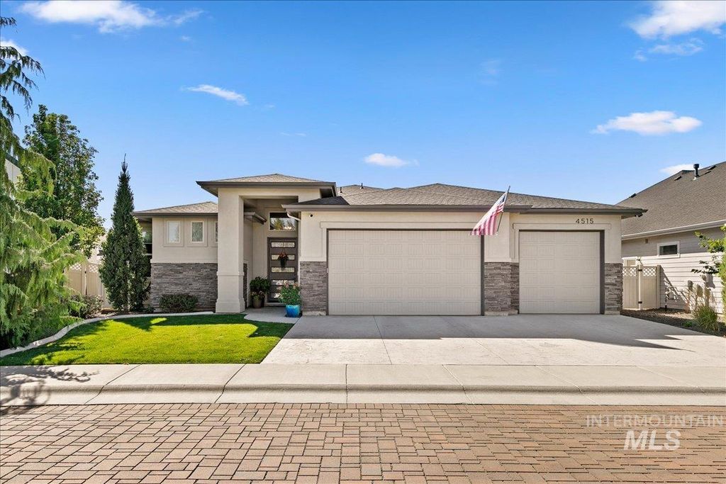 4515 W Cedar Grove Dr, Meridian, ID 83646